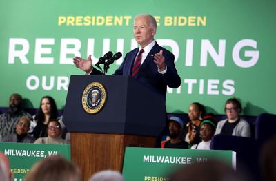 Biden hits battleground states as Trump opts for a seat in court